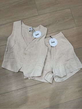 Princess Polly Ginger Linen-Blend Vest in Beige